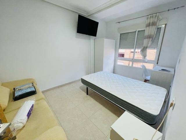 Piso en Alquiler en  CLEMENTE GONZALVEZ VALLS en Altabix