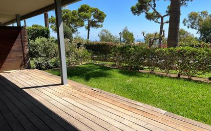 Jardí de Planta baixa en venda en Manilva amb Aire condicionat, Terrassa i Piscina