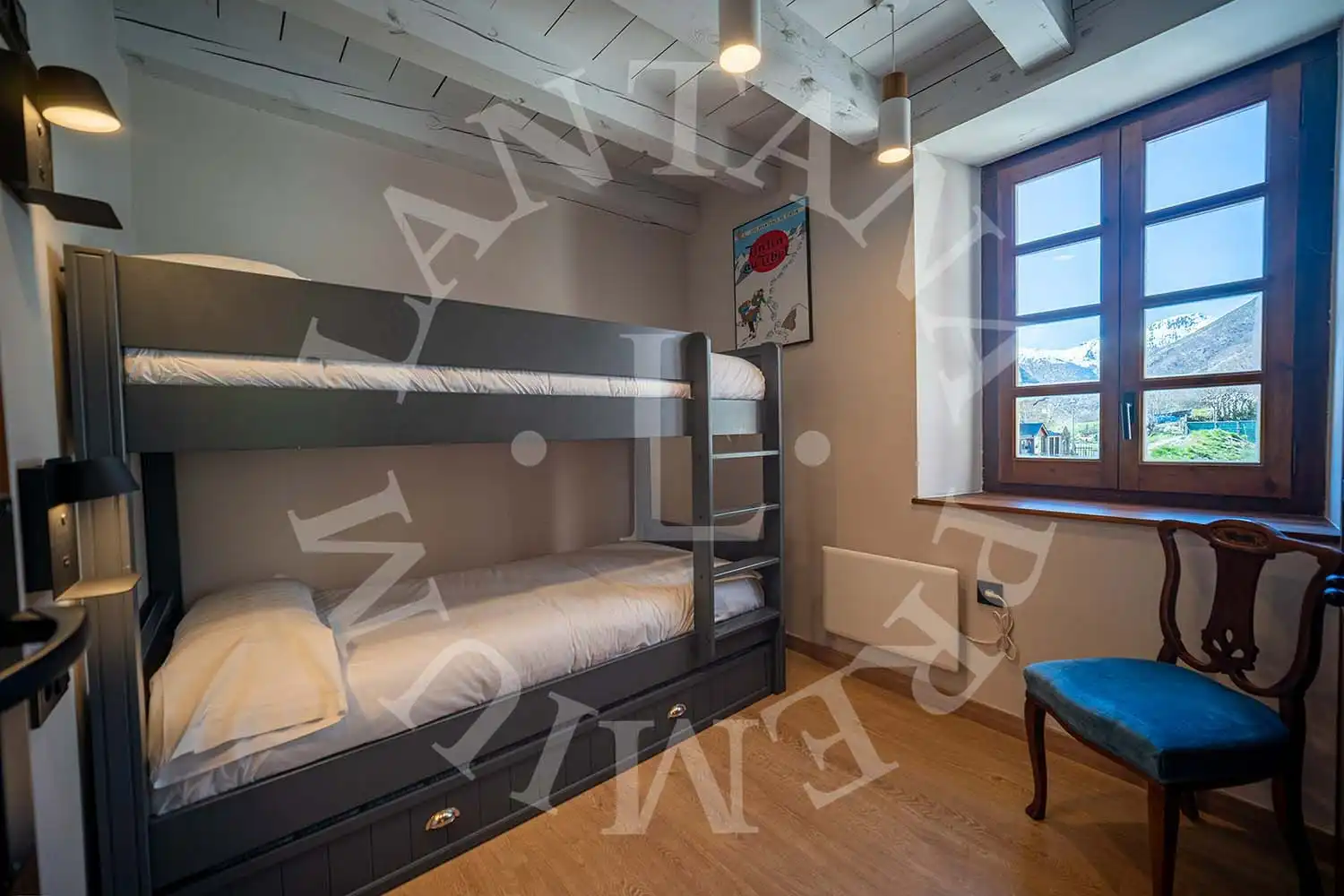 Habitación de Casa adosada en venta en Naut Aran con Calefacción, Jardín privado y Terraza