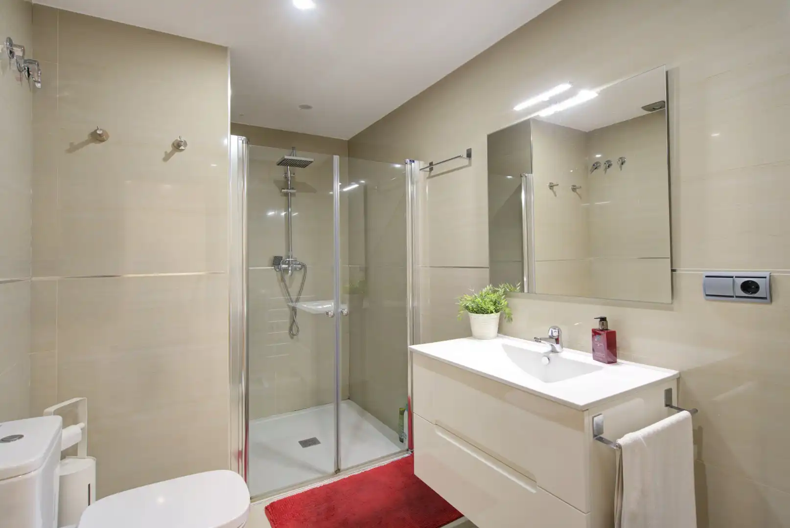 Baño de Casa o chalet en venta en Granada con Aire acondicionado, Calefacción y Terraza