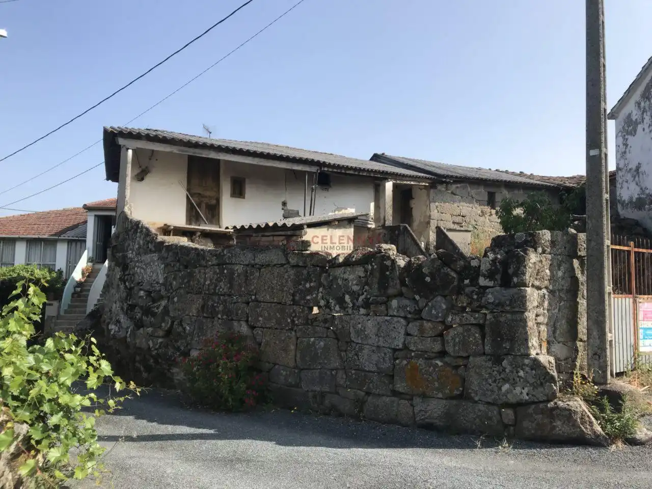 Vista exterior de Finca rústica en venta en O Pereiro de Aguiar  con Calefacción