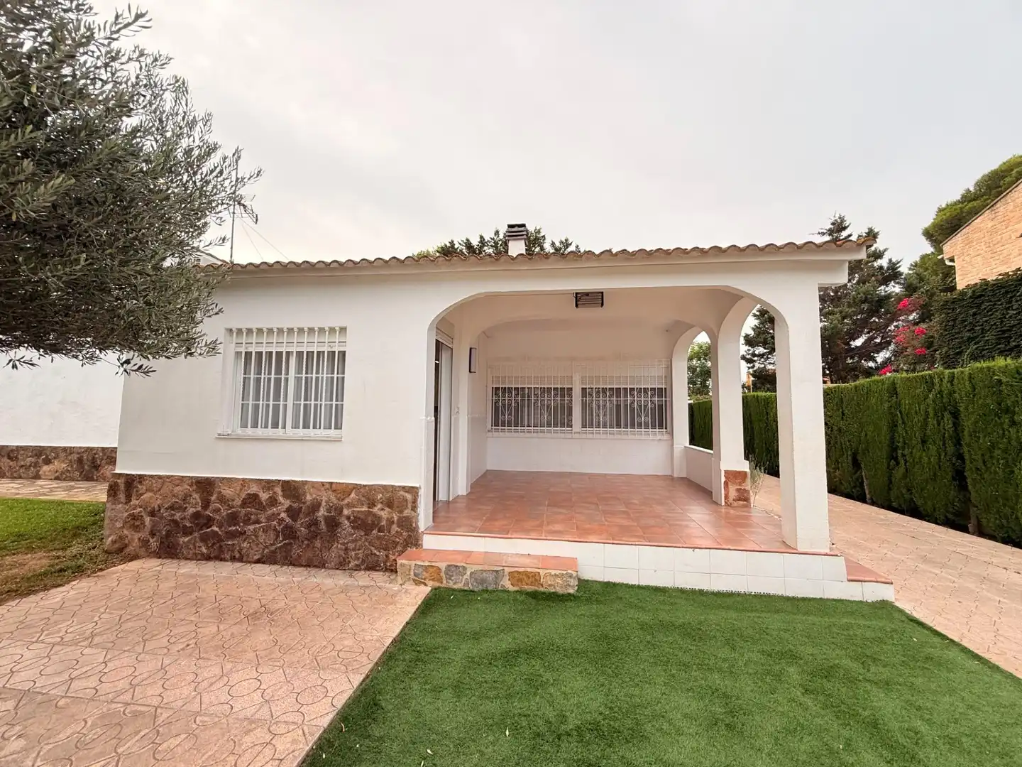 Vista exterior de Casa o chalet en venta en Carlet con Aire acondicionado, Calefacción y Jardín privado