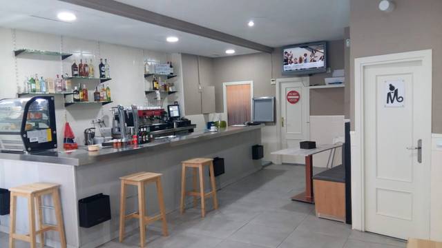 Local comercial en Venta en Calle Maestro Miguel Chicote, 2 en Centro