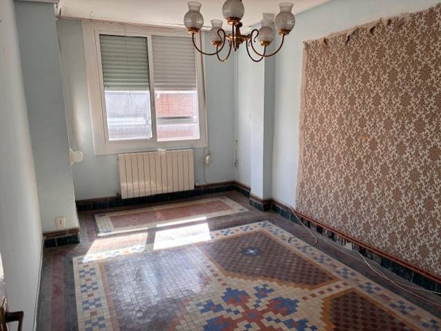 Piso en Venta en Calle de Antonio Rocasolano en Paseo Sagasta