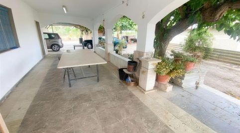 Chalet con amplia parcela en El Campet