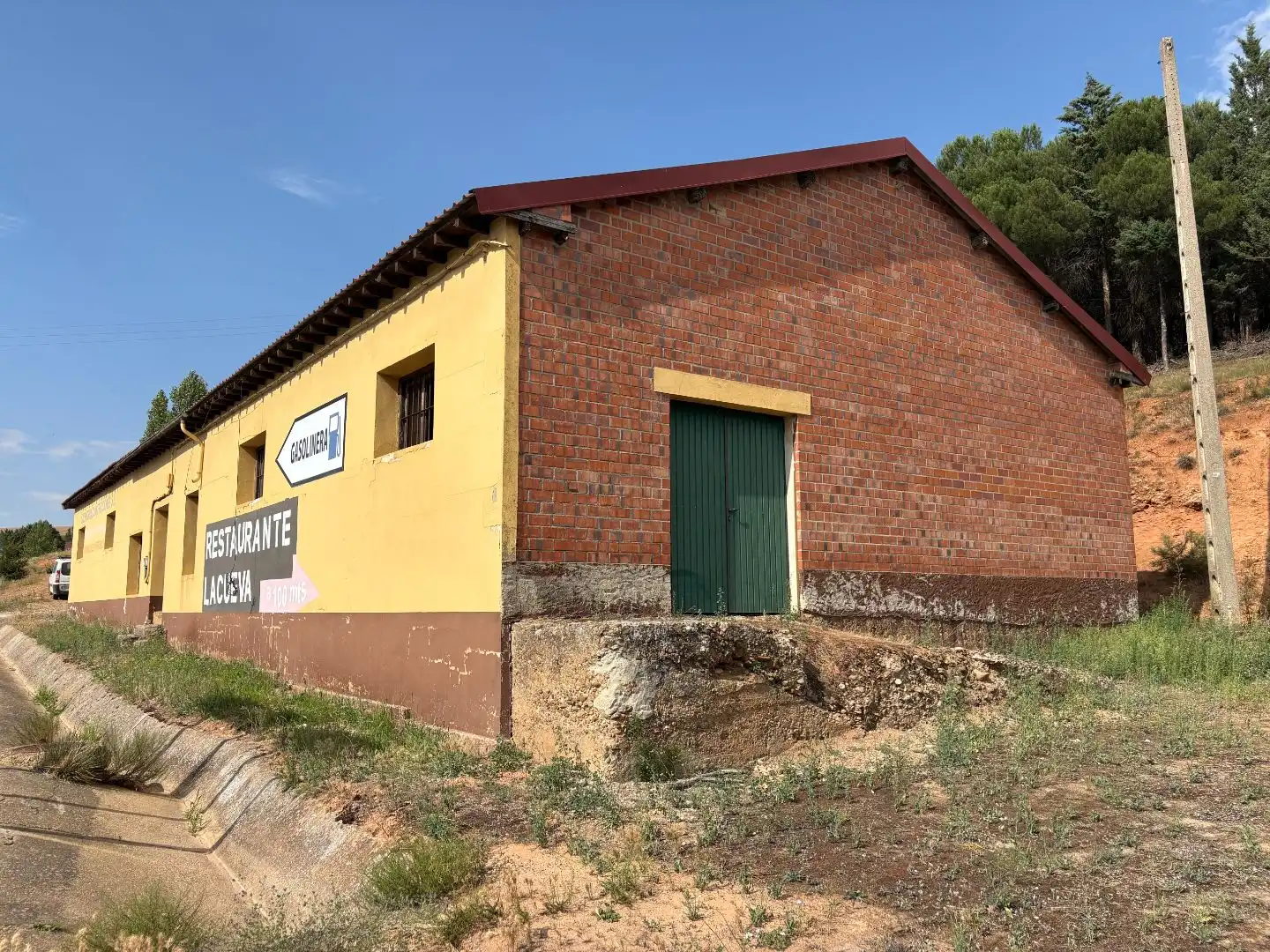 Vista exterior de Trastero en venta en Alar del Rey
