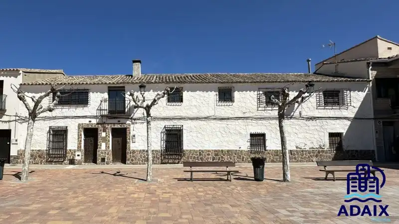 House for sale in Plaza Constitucion 5