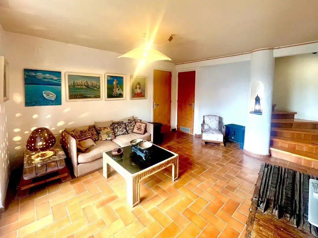 Sala de estar de Casa adosada de alquiler en Llívia, Girona