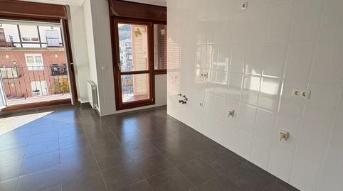 Foto 4 de Piso en venta en Balmaseda, Bizkaia