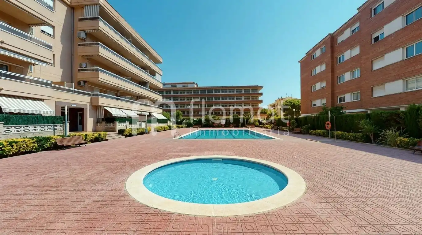 Piscina de Piso en venta en Els Pins