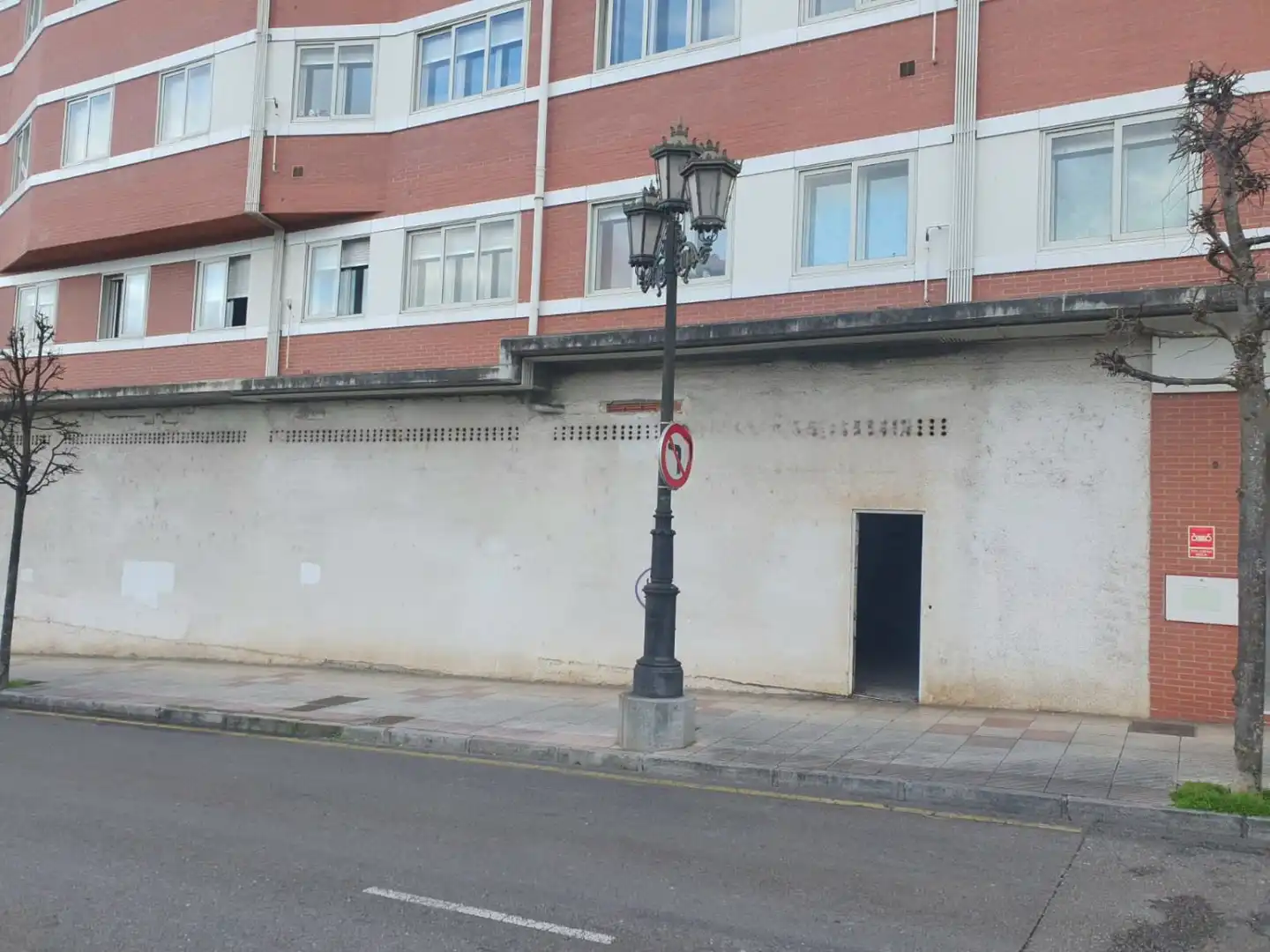 Local comercial en venta en HUCA - La Cadellada, imagen 6