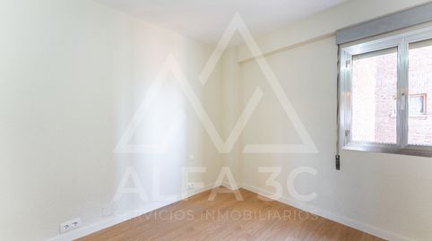 Photo 4 of Flat for sale in Valdeacederas, Madrid Capital