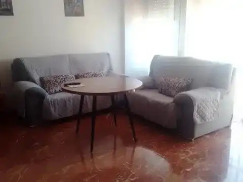 Living room of Flat for rent in Granada  with Furnished, Washing machine and Balcony