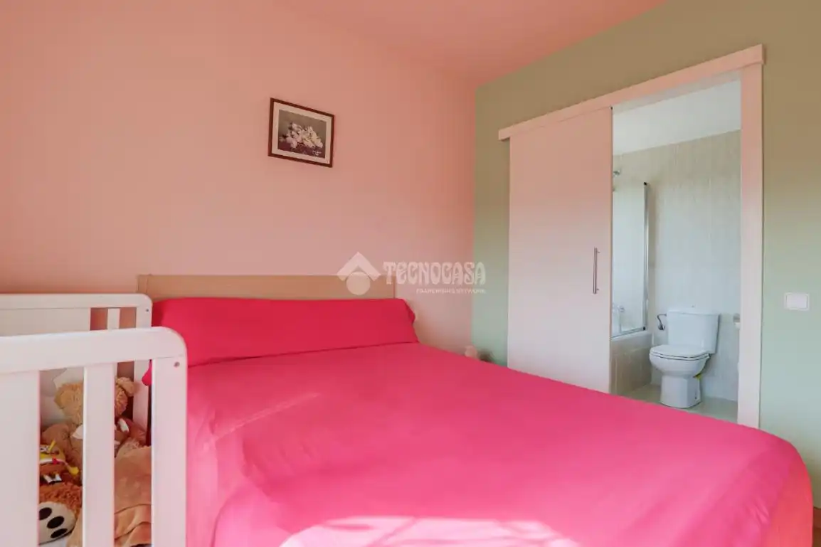 Habitación de Piso en venta en Sant Feliu de Llobregat con Aire acondicionado y Balcón