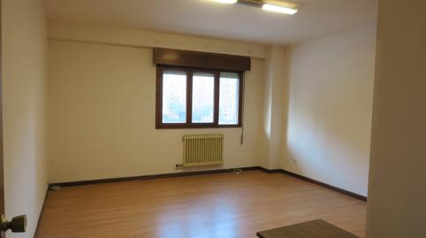 Foto 3 de Piso en venta en Calle Doctor Marañón, El Carbayedo - El Quirinal, Avilés