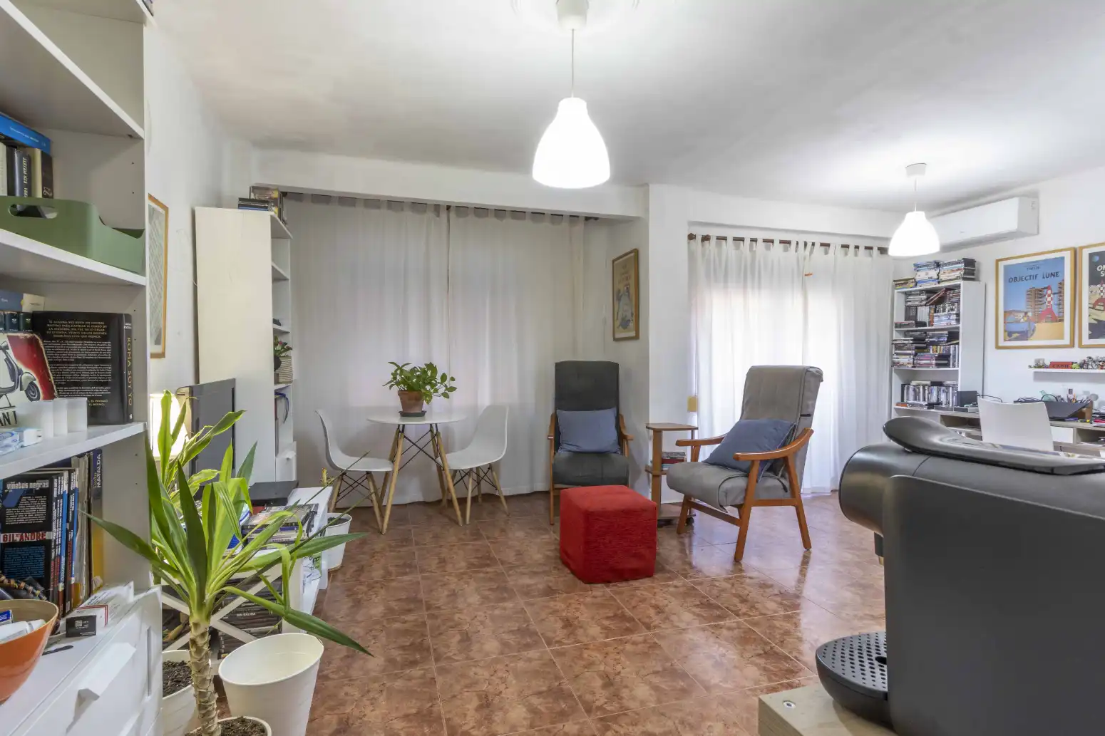 Sala d'estar de Pis en venda en Valencia amb Balcó