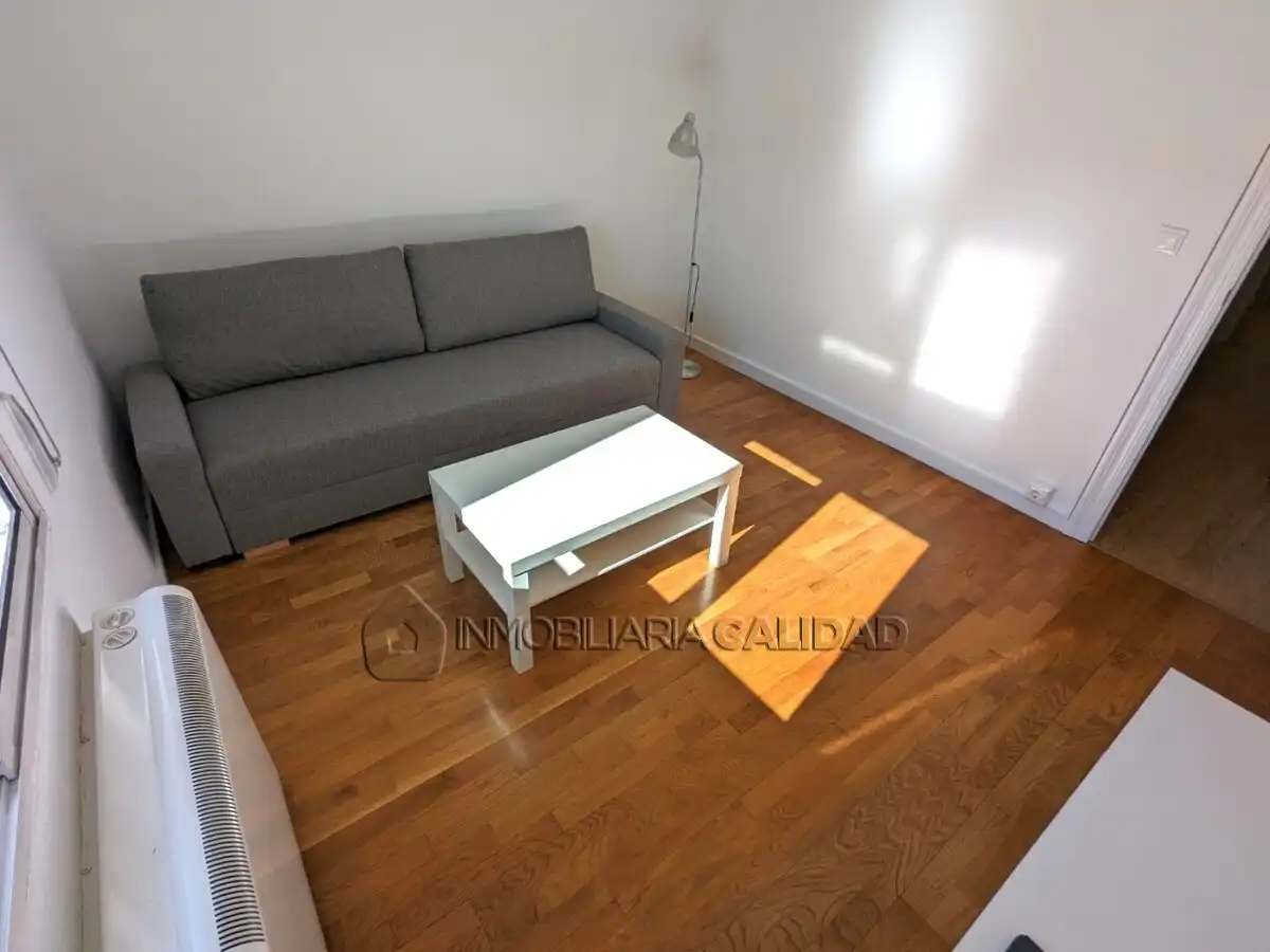 Sala de estar de Piso de alquiler en Burgos con Calefacción y Amueblado