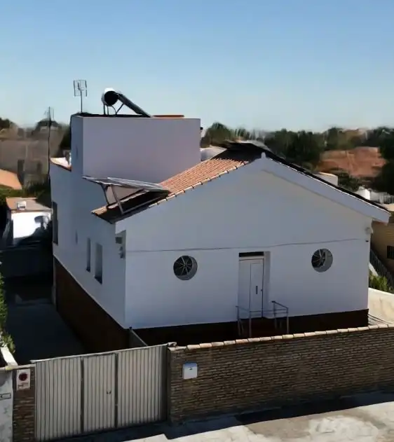 Exterior view of Houses for sale in Alcalá de Guadaira  with Balcony