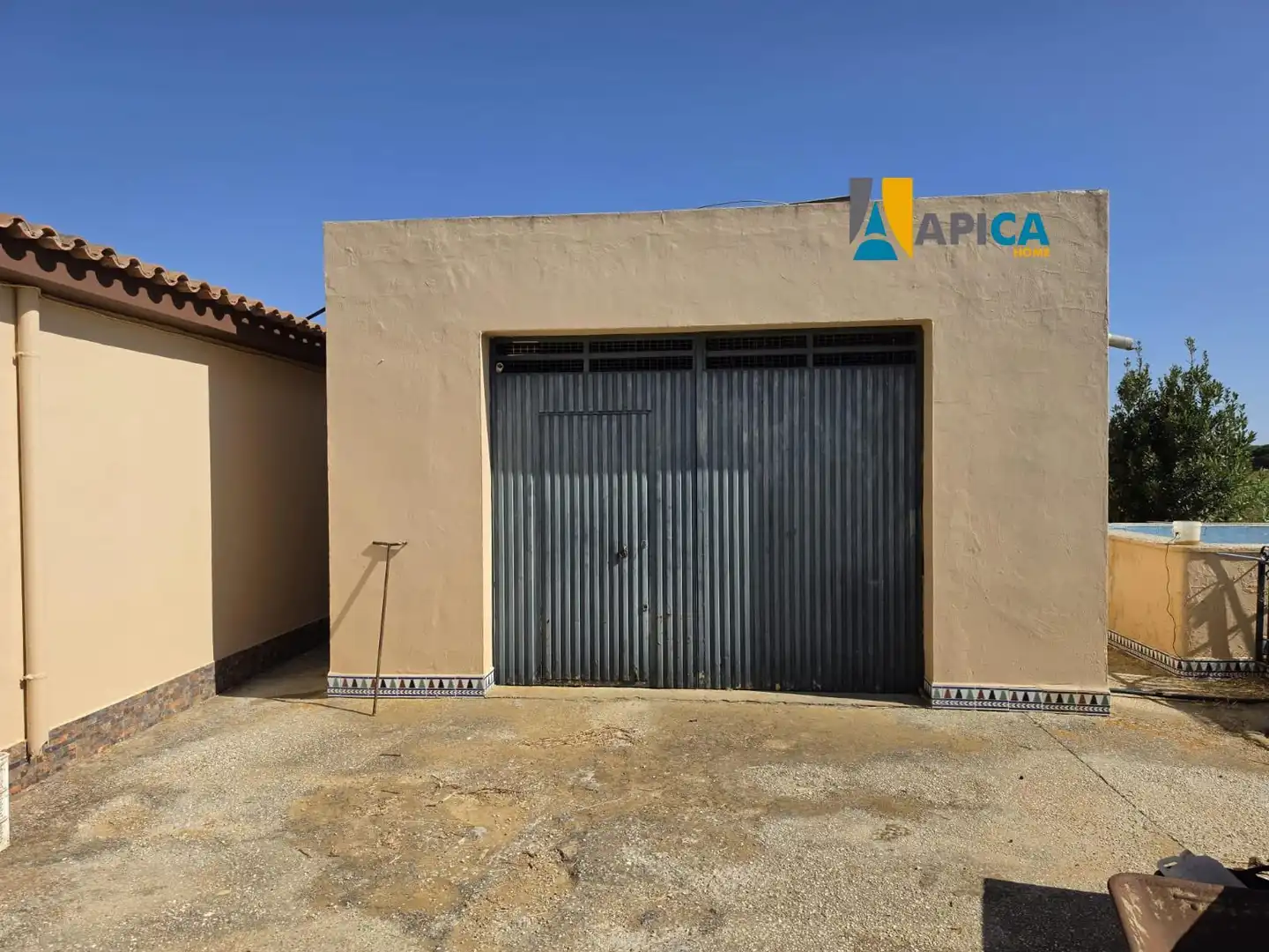 Exterior view of Houses for sale in Chiclana de la Frontera  with Terrace and Furnished