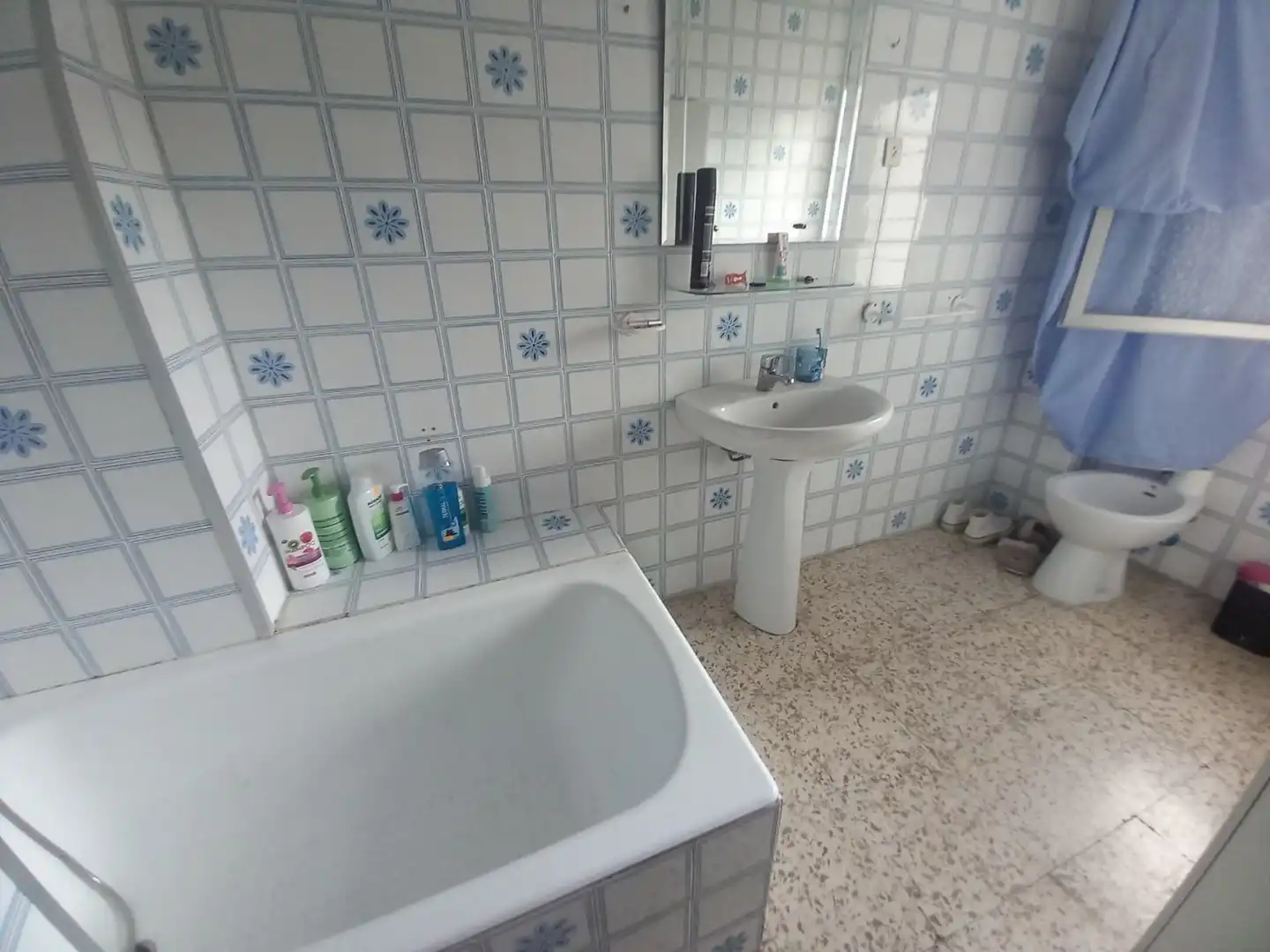 Bathroom of Flat for sale in Ronda  with Terrace