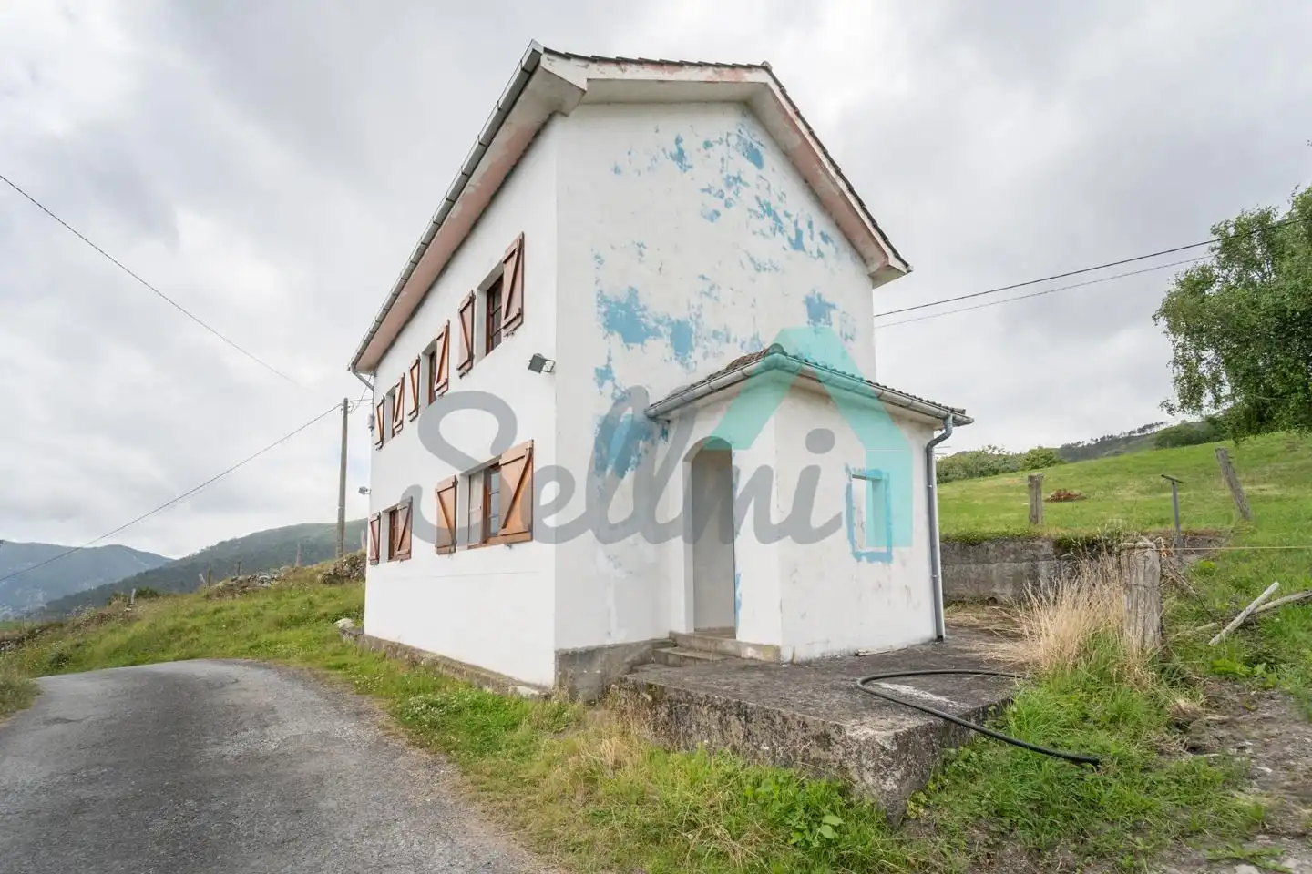 Houses for sale in La Cadorna, Valdés - Luarca