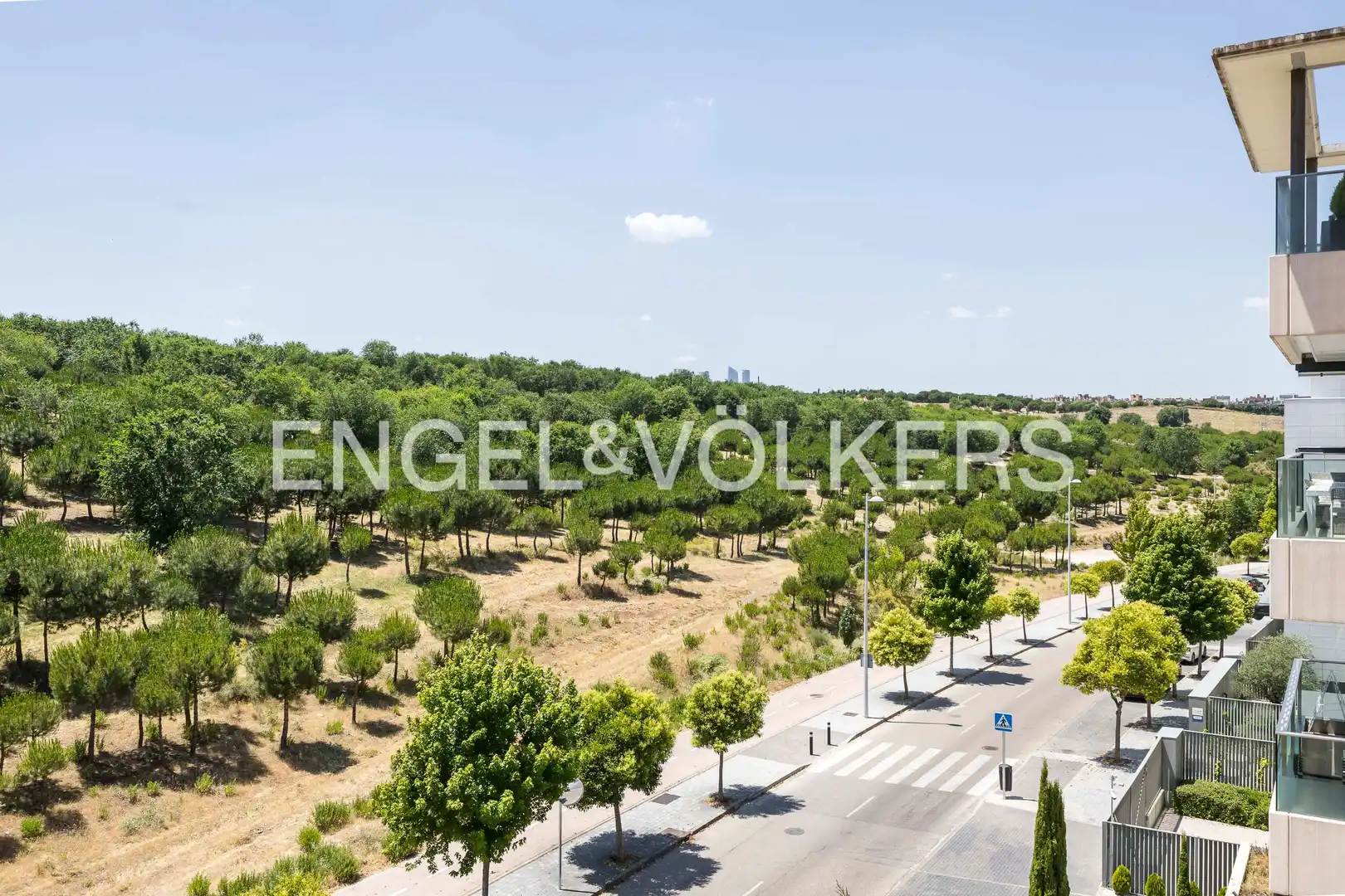 Appartamento con piscina in vendita a Encinar de los Reyes, imagen 16
