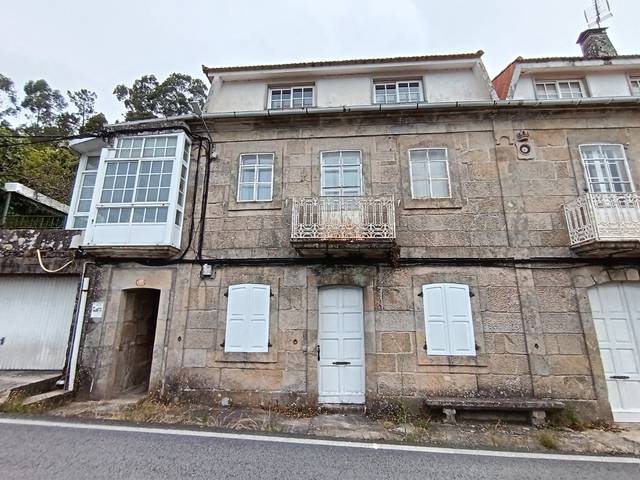Casa-chalet en Venta en Lugar Caldelas en Ponte Caldelas