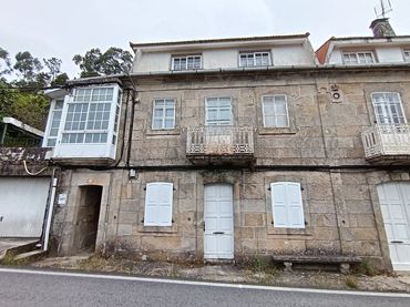 Casa con balcón en venta en Lugar Caldelas