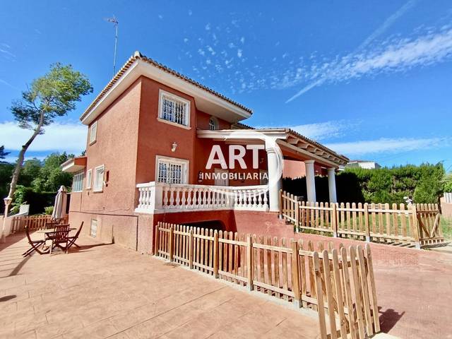 Casa-chalet en Venta en La Cañada