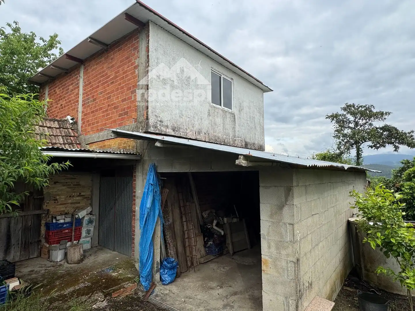 Vista exterior de Casa o xalet en venda en Crecente amb Traster i Moblat
