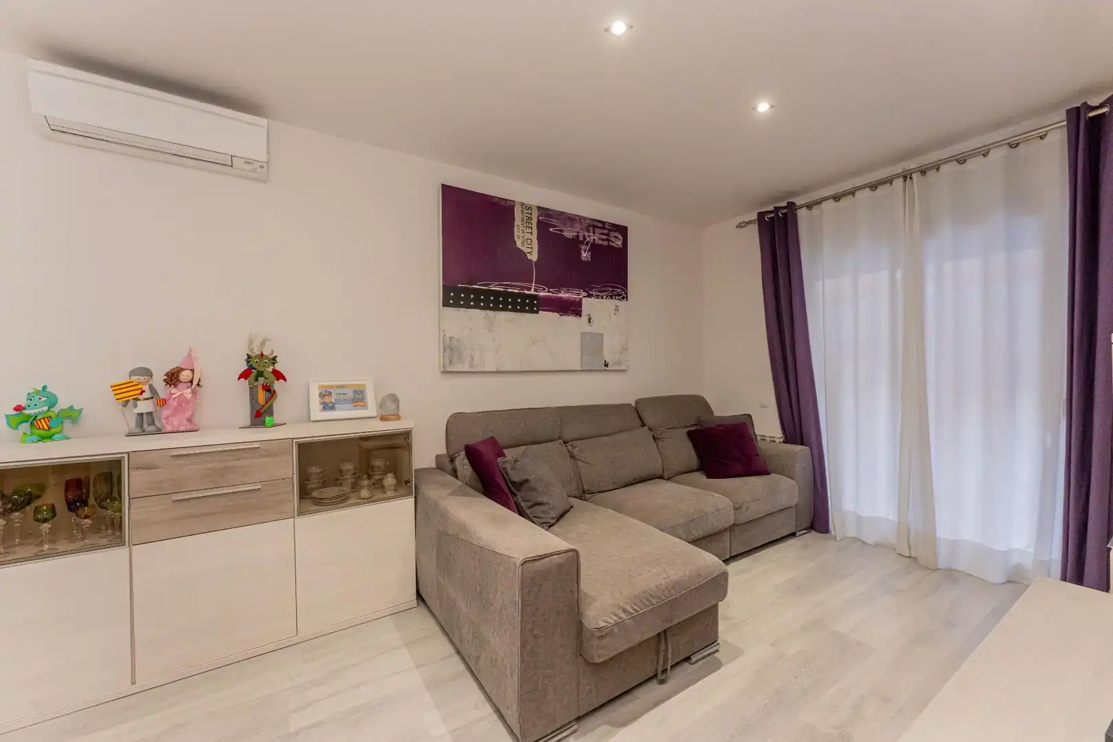 Sala d'estar de Pis en venda en Viladecans amb Calefacció, Parquet i Terrassa