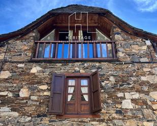 Vista exterior de Casa o xalet en venda en Naut Aran amb Terrassa