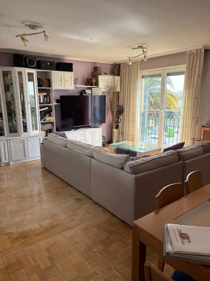 Living room of Flat for sale in San Lorenzo de El Escorial  with Heating, Parquet flooring and Storage room