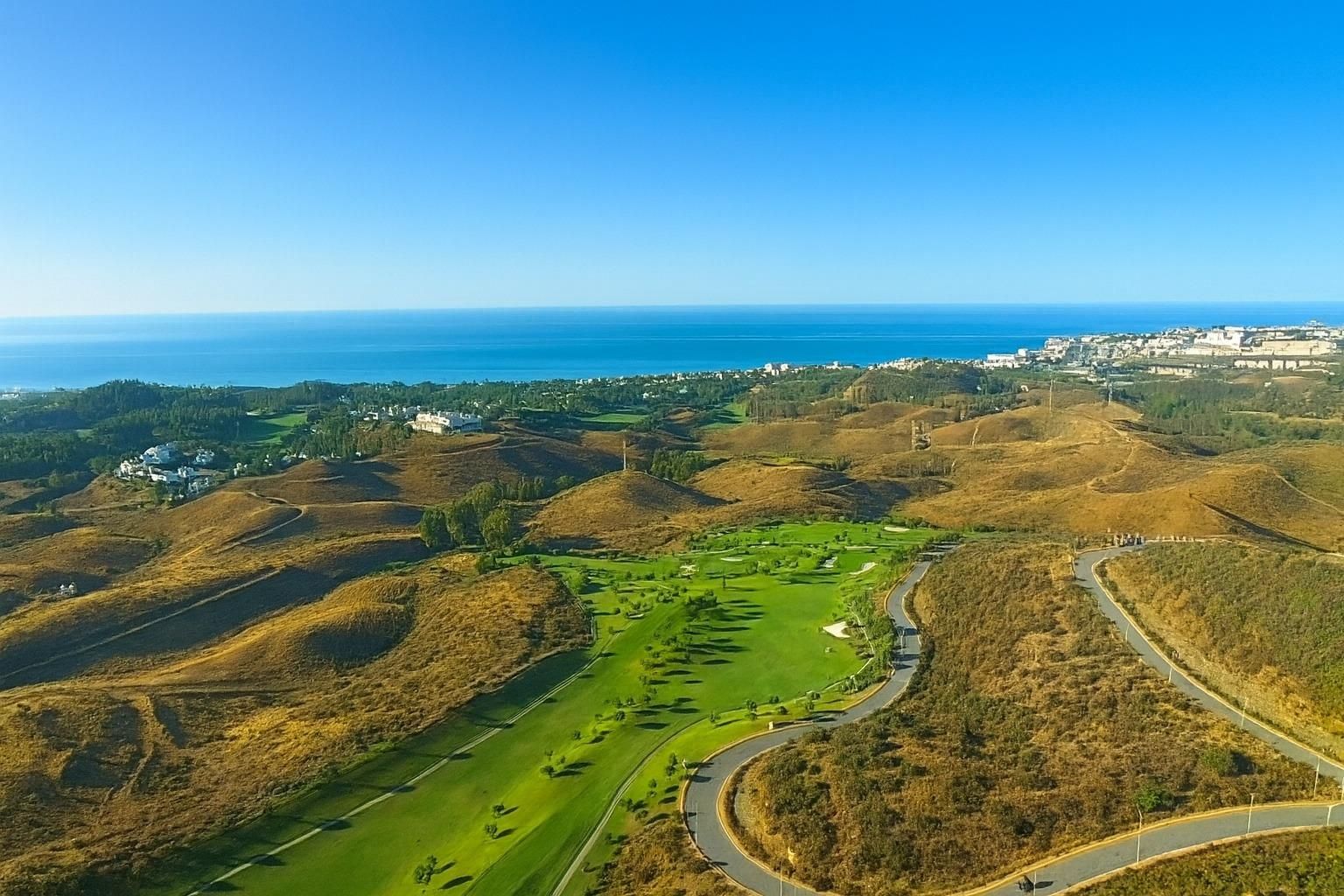 Exterior view of Attic for sale in Mijas  with Air Conditioner, Heating and Storage room