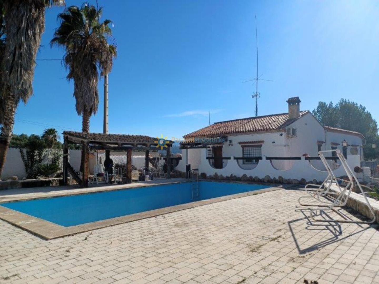 Vista exterior de Casa o xalet en venda en Ontinyent amb Aire condicionat, Calefacció i Jardí privat