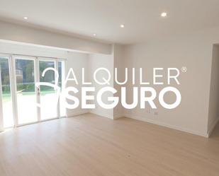 Bedroom of Flat to rent in  Madrid Capital  with Air Conditioner and Heating