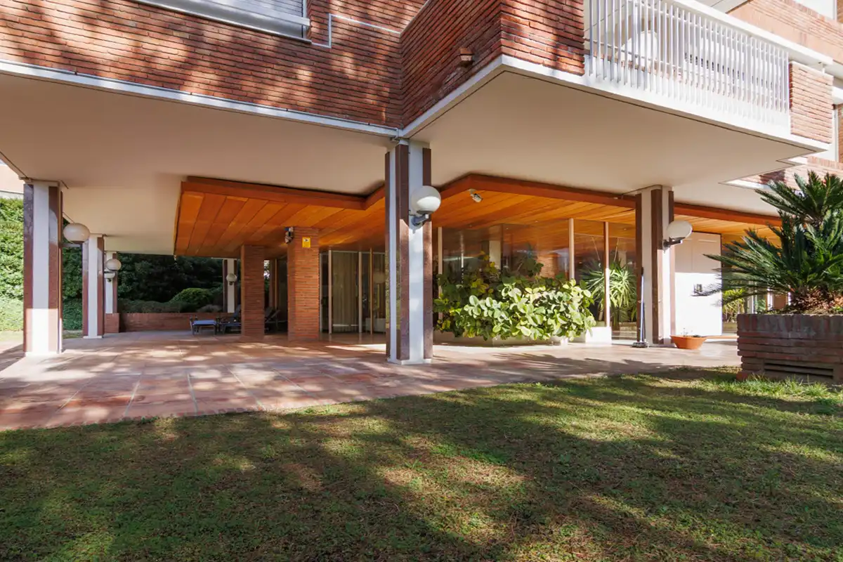 Vista exterior de Pis en venda en Barcelona amb Aire condicionat, Calefacció i Parquet