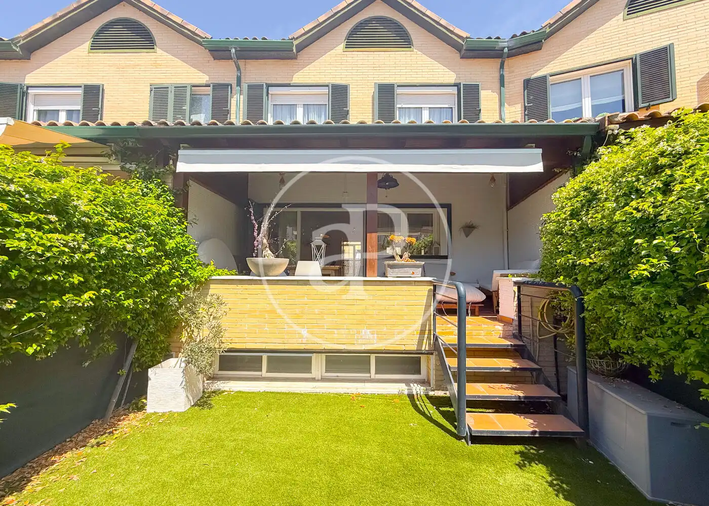 Terrassa de Casa adosada en venda en Club de Campo amb Aire condicionat, Calefacció i Jardí privat