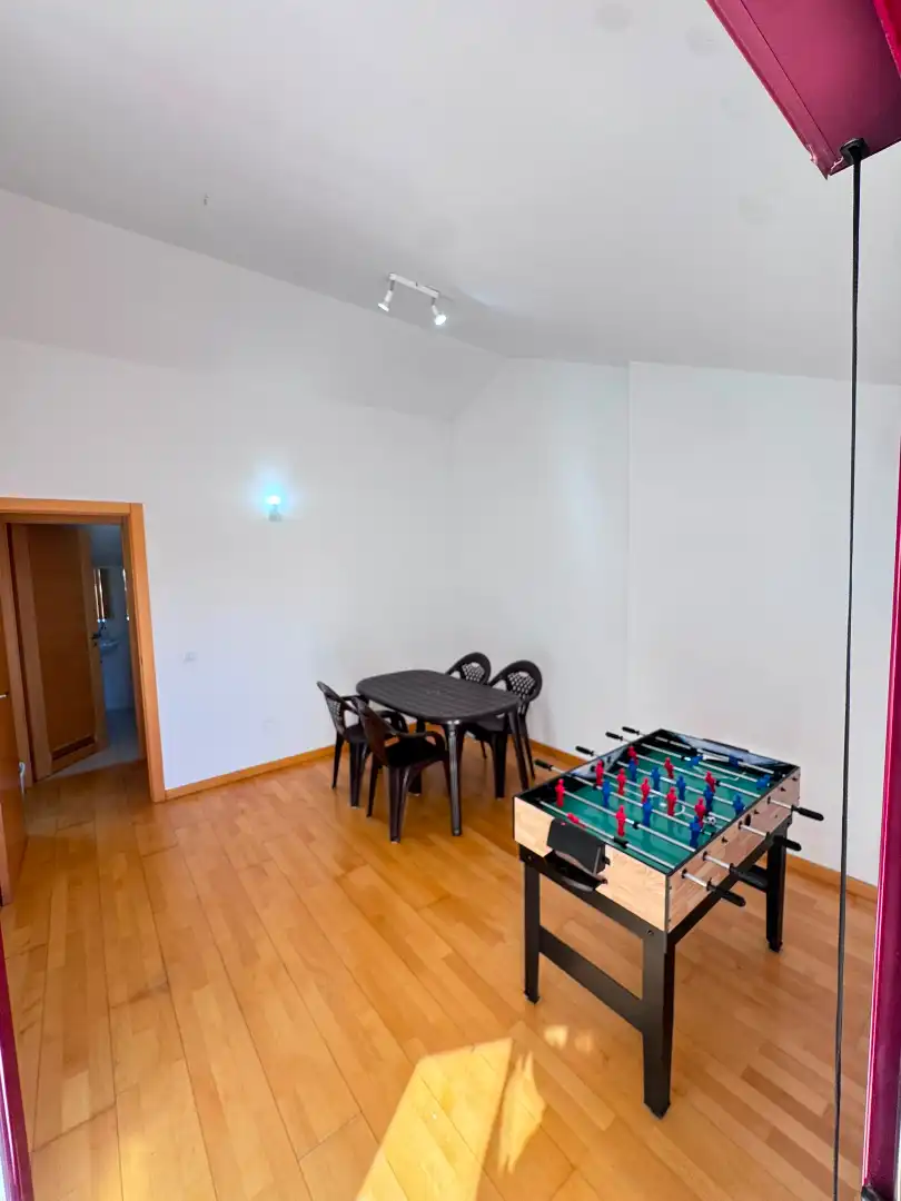 Maisonette zum Verkauf in La Muela mit Klimaanlage, Heizung und Privatgarten