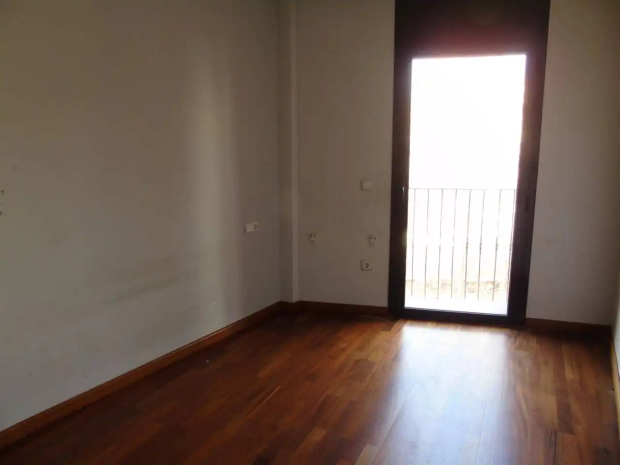 Flat for sale in Vic  with Heating, Parquet flooring and Balcony