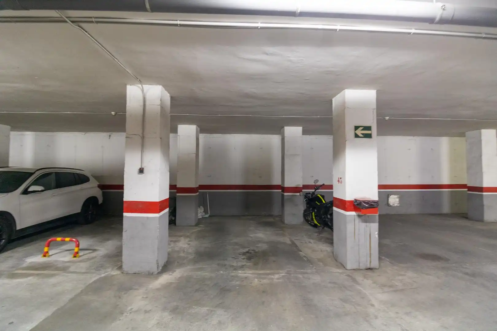 Parking de Piso en venta en Almería con Aire acondicionado
