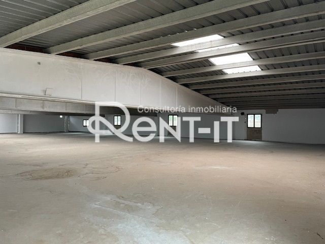 Nau industrial de lloguer en Sant Vicenç Dels Horts