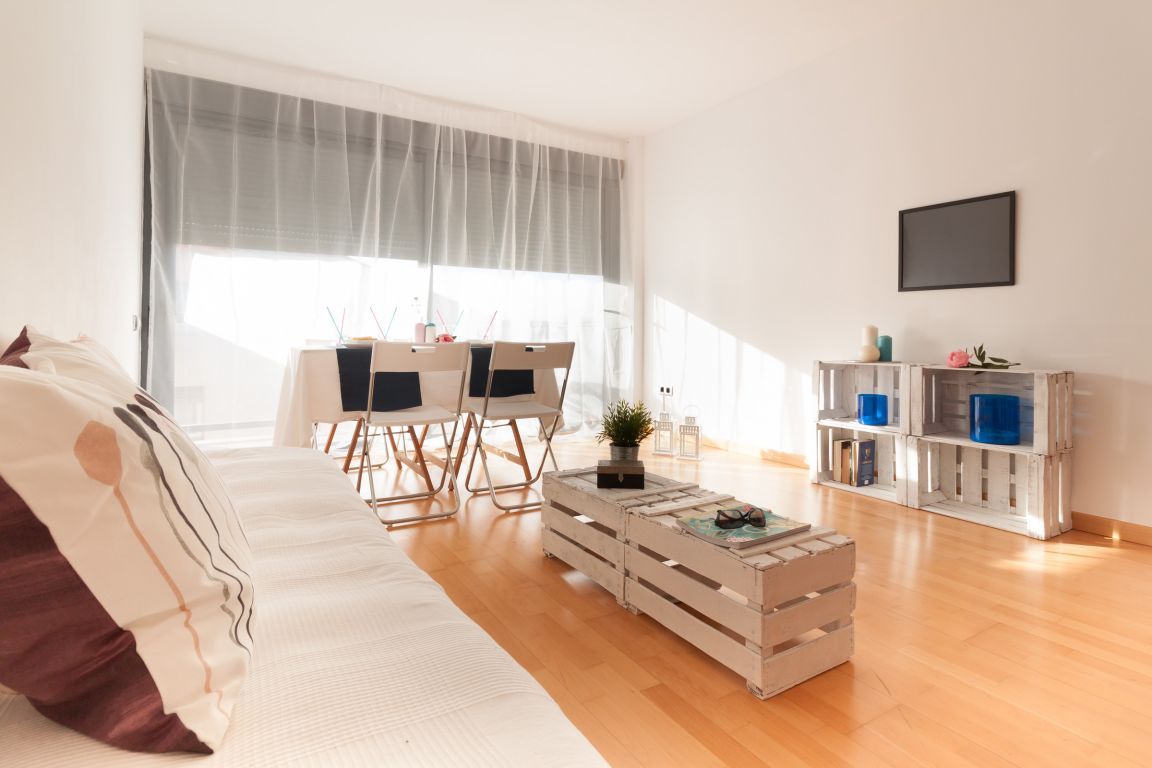 Living room of Flat for sale in Sant Andreu de la Barca  with Air Conditioner, Heating and Parquet flooring