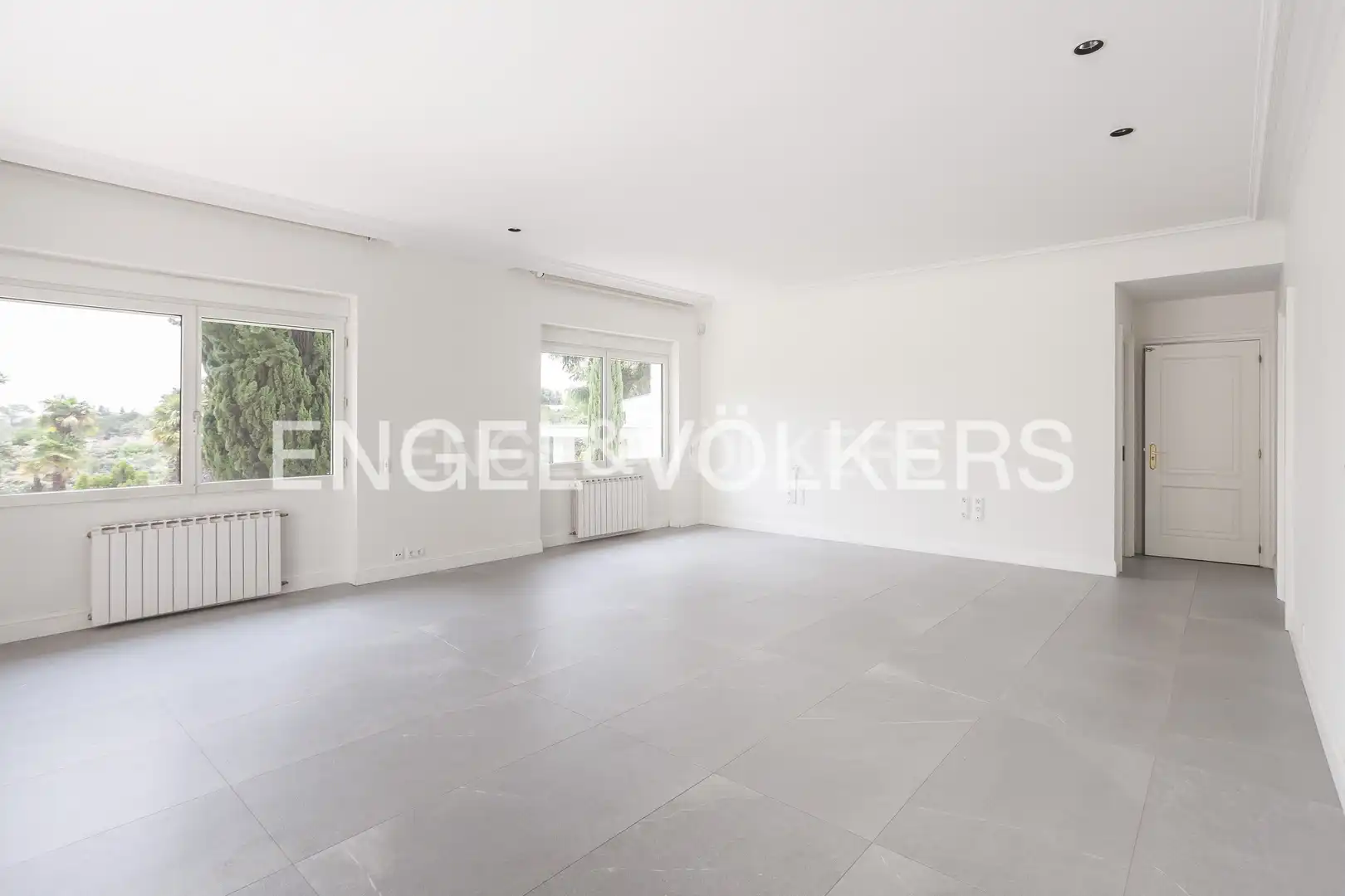 Sala d'estar de Casa o xalet de lloguer en La Moraleja amb Aire condicionat, Calefacció i Jardí privat