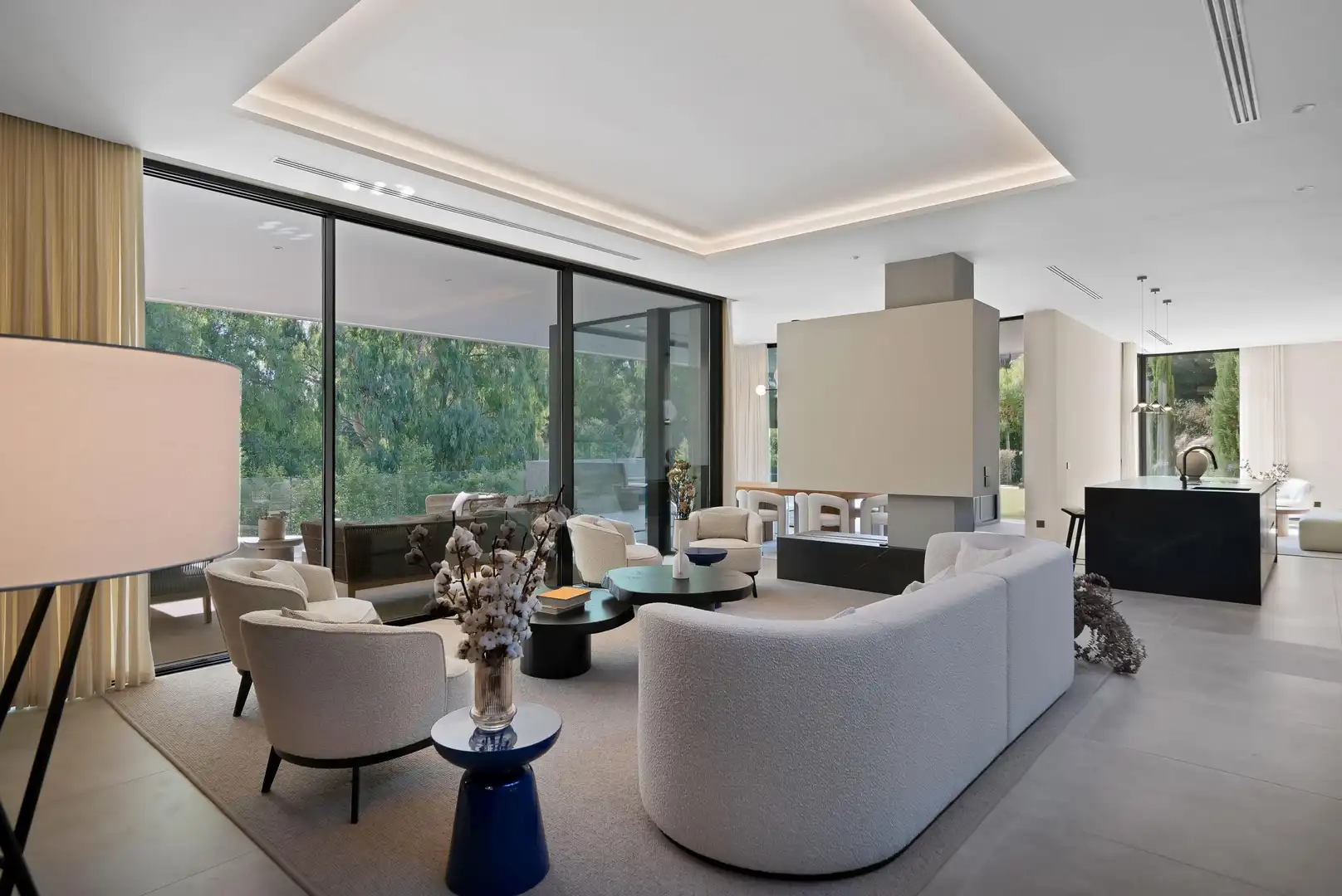 Living room of Houses for rent in Marbella  with Air Conditioner, Heating and Private garden