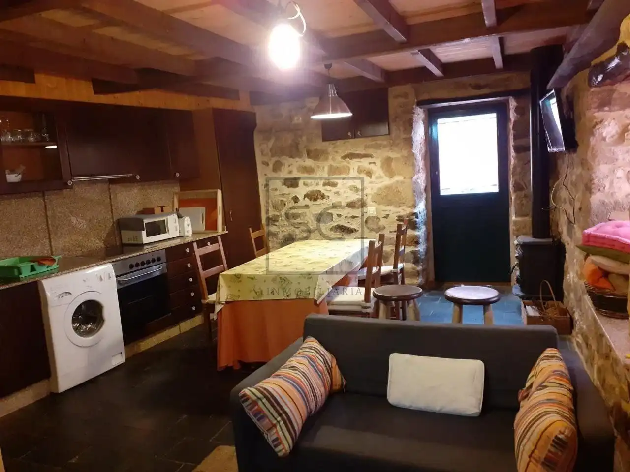 Cocina de Casa o chalet en venta en Neda con Calefacción y Jardín privado