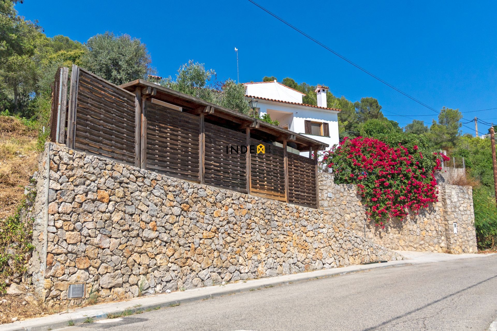 Vista exterior de Casa o xalet en venda en Olivella amb Aire condicionat, Calefacció i Jardí privat