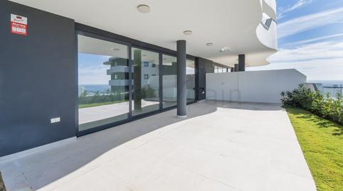 Foto 2 de Apartament de lloguer a Avenida 8 de Marzo, El Higuerón, Málaga