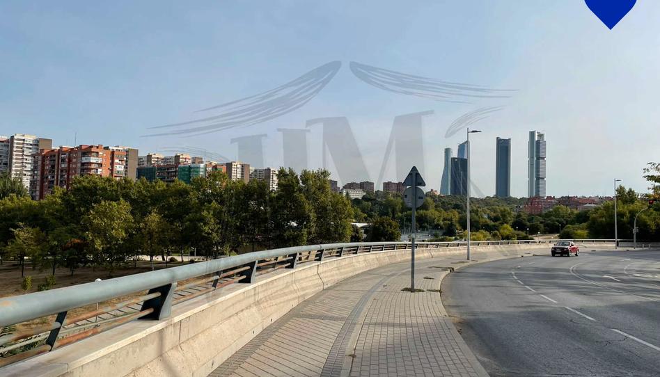 Photo 1 of Flat for sale in Valdeacederas, Madrid