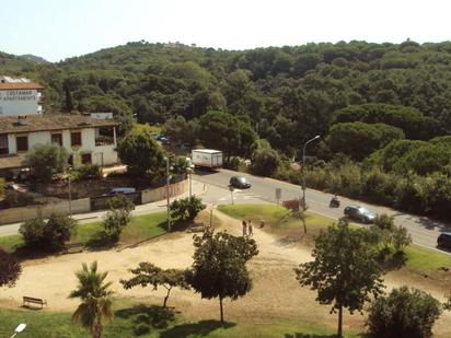 Vista exterior de Dúplex en venda en Lloret de Mar amb Aire condicionat, Terrassa i Balcó